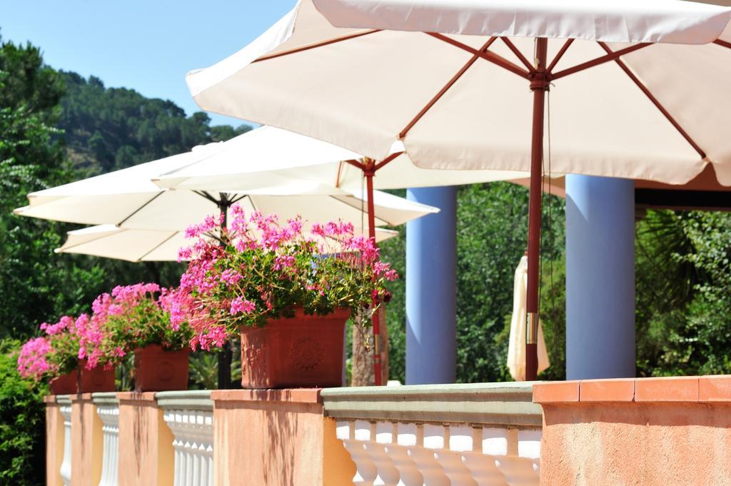 Hotel Su Lithu Bitti Exterior foto